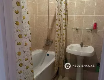 3-комнатная квартира, этаж 3 из 6, 80 м²