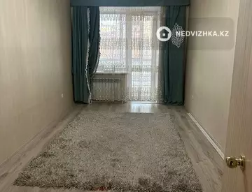 3-комнатная квартира, этаж 3 из 6, 80 м²