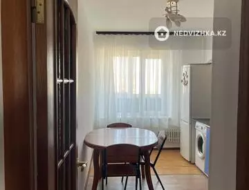 3-комнатная квартира, этаж 5 из 10, 75 м², на длительный срок