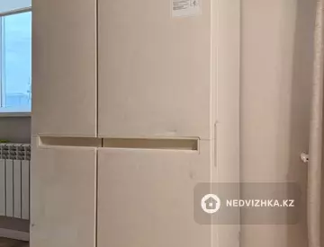 2-комнатная квартира, этаж 3 из 3, 64 м²