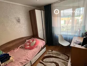 3-комнатная квартира, этаж 1 из 6, 63 м²