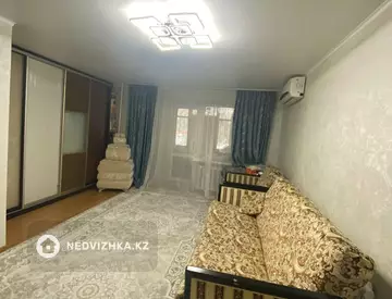 3-комнатная квартира, этаж 1 из 6, 63 м²