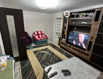 3-комнатная квартира, этаж 1 из 2, 59 м²
