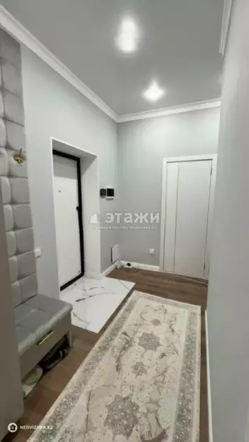 2-комнатная квартира, этаж 8 из 9, 56 м²
