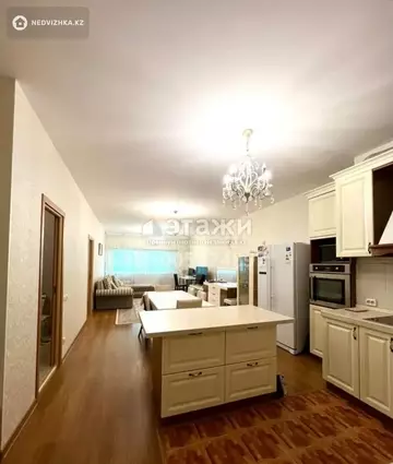 3-комнатная квартира, этаж 5 из 37, 116 м²