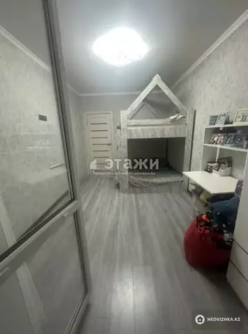 2-комнатная квартира, этаж 10 из 12, 46 м²