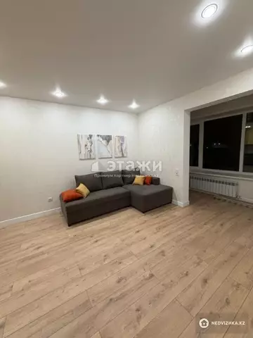 2-комнатная квартира, этаж 3 из 7, 42 м²