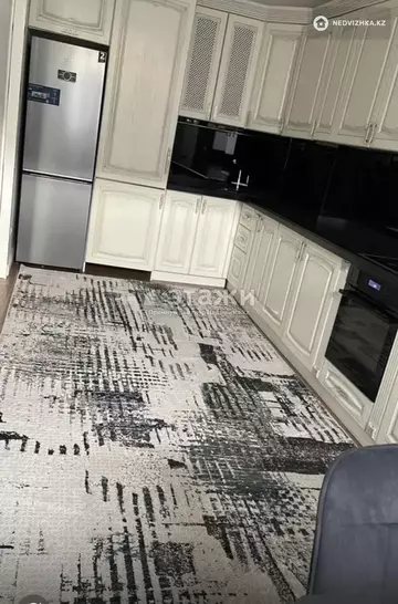 3-комнатная квартира, этаж 2 из 7, 125 м²