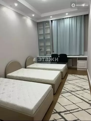 3-комнатная квартира, этаж 2 из 7, 125 м²