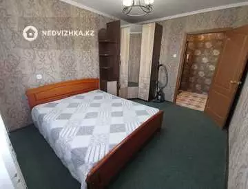 2-комнатная квартира, этаж 10 из 10, 51 м², посуточно