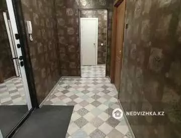 2-комнатная квартира, этаж 10 из 10, 51 м², посуточно