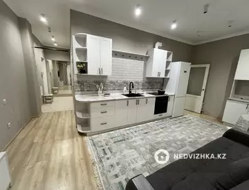 2-комнатная квартира, этаж 5 из 6, 51 м², посуточно