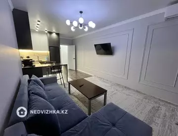 2-комнатная квартира, этаж 10 из 12, 51 м², посуточно