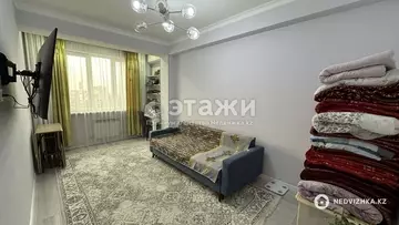 1-комнатная квартира, этаж 10 из 12, 38 м²