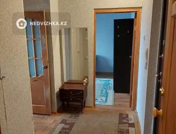 1-комнатная квартира, этаж 3 из 9, 40 м²