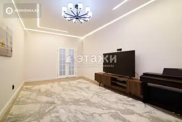 3-комнатная квартира, этаж 4 из 12, 98 м²