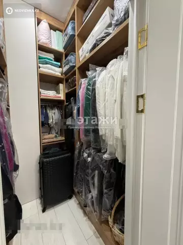 3-комнатная квартира, этаж 4 из 12, 96 м²