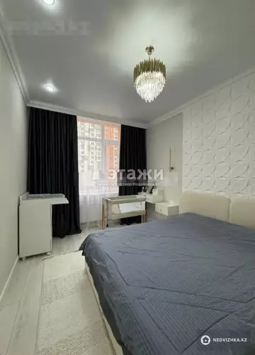 3-комнатная квартира, этаж 4 из 12, 96 м²