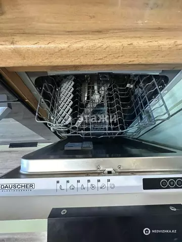 3-комнатная квартира, этаж 9 из 9, 59 м²