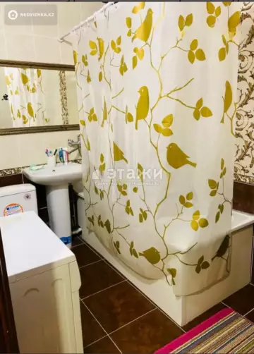 2-комнатная квартира, этаж 8 из 9, 74 м²