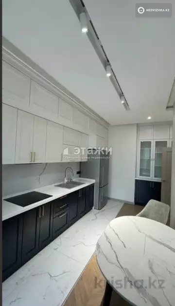 3-комнатная квартира, этаж 13 из 19, 110 м²