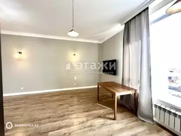 2-комнатная квартира, этаж 4 из 5, 57 м²