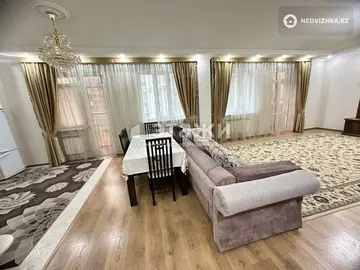 3-комнатная квартира, этаж 5 из 10, 141 м²