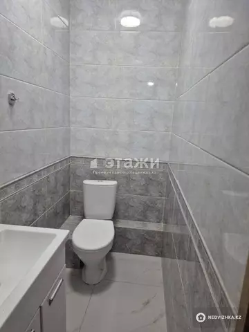 2-комнатная квартира, этаж 11 из 17, 75 м²