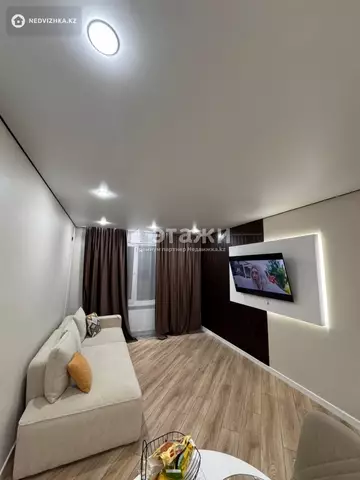 2-комнатная квартира, этаж 1 из 17, 41 м²