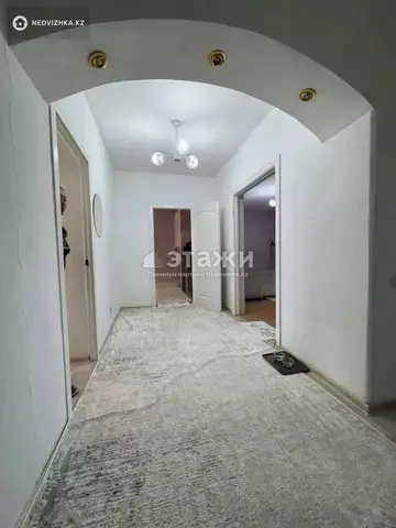 3-комнатная квартира, этаж 6 из 9, 90 м²
