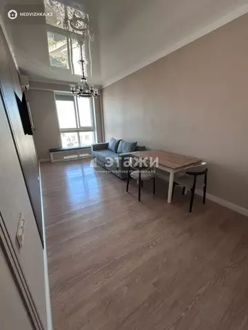 2-комнатная квартира, этаж 17 из 19, 50 м²