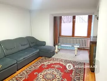 2-комнатная квартира, этаж 1 из 9, 42 м², на длительный срок