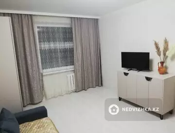 1-комнатная квартира, этаж 2 из 5, 41 м², посуточно