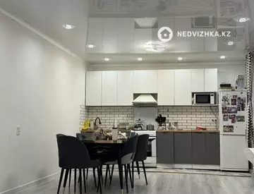 5-комнатный дом, 3.6 соток, 150 м²