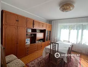 5-комнатная квартира, этаж 2 из 10, 100 м²