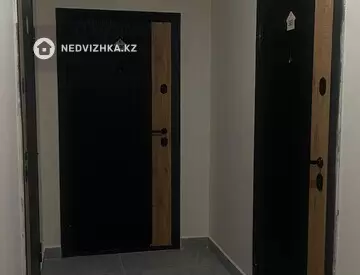 1-комнатная квартира, этаж 12 из 12, 39 м²