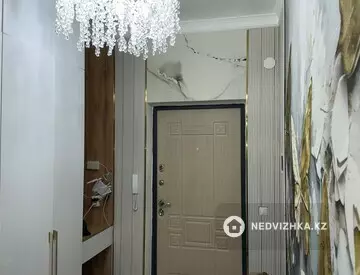 4-комнатная квартира, этаж 1 из 5, 107 м²