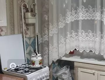 1-комнатная квартира, этаж 3 из 5, 31 м²