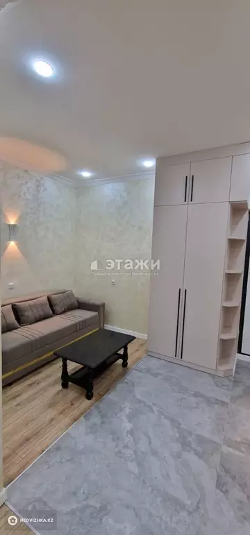 3-комнатная квартира, этаж 14 из 18, 62 м², на длительный срок