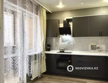 2-комнатная квартира, этаж 10 из 5, 42 м²