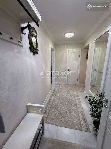 3-комнатная квартира, этаж 4 из 5, 56 м²