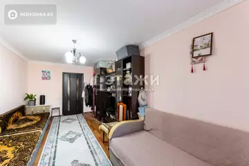 1-комнатная квартира, этаж 1 из 10, 43 м²