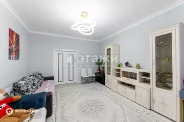 3-комнатная квартира, этаж 5 из 9, 118 м²