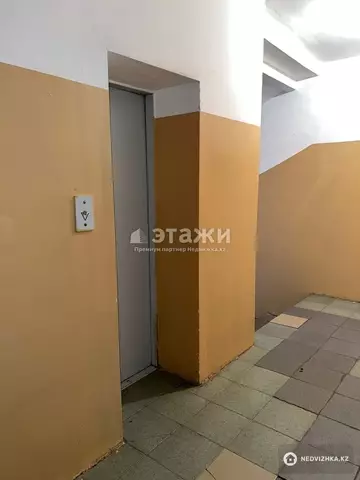 2-комнатная квартира, этаж 3 из 10, 63 м²