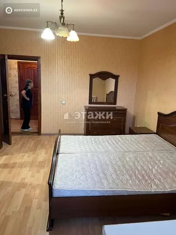 2-комнатная квартира, этаж 3 из 10, 63 м²