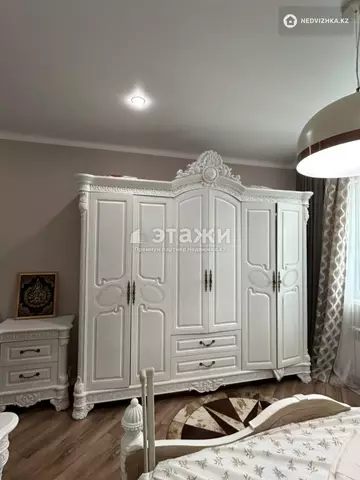 2-комнатная квартира, этаж 23 из 23, 66 м²