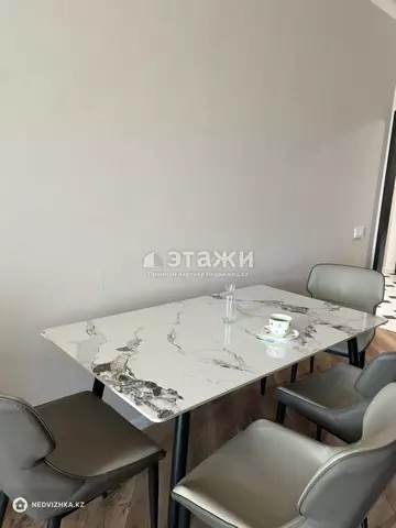 2-комнатная квартира, этаж 23 из 23, 66 м²