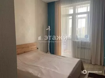 3-комнатная квартира, этаж 4 из 10, 90 м²