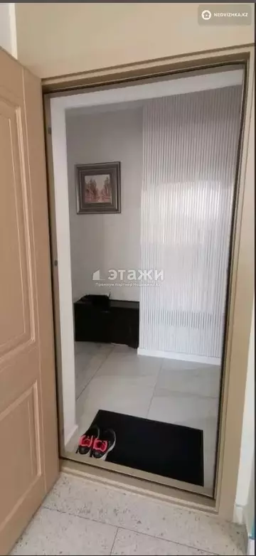 3-комнатная квартира, этаж 4 из 9, 100 м²