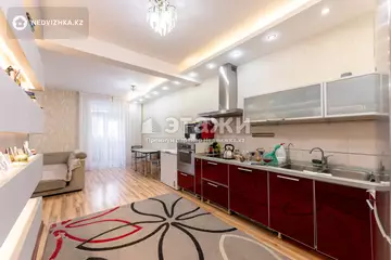 3-комнатная квартира, этаж 10 из 12, 78 м²